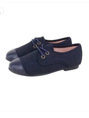 Perroquet Navy Cap-Toe Oxford Lace-Up Flats Size 32